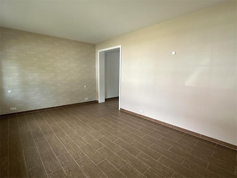 Rosenau 3 Zimmer Küche Bad... Wohnung mieten