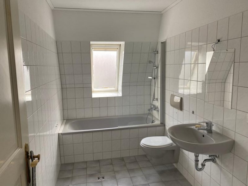 Borkwalde Mieter gesucht für gepflegte Wohnung in ruhiger Umgebung Wohnung mieten