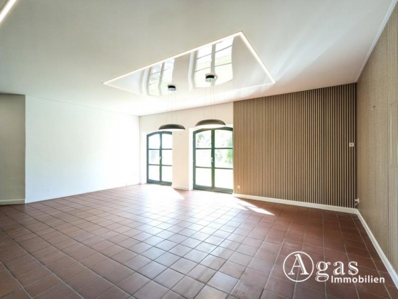 Ludwigsfelde Großzügige Wohnung mit Wintergarten, Kamin und ca. 300 m² Garten Wohnung mieten