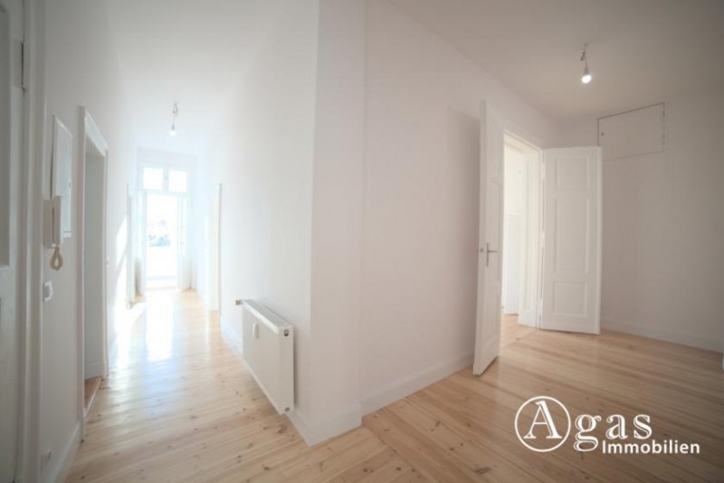 Eberswalde Großzügige 3-Zimmer-Altbauwohnung mit hohen Decken und einem hellen Wintergarten Wohnung mieten