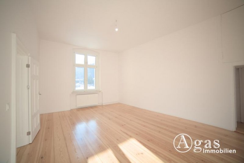 Eberswalde Großzügige 3-Zimmer-Altbauwohnung mit hohen Decken und einem hellen Wintergarten Wohnung mieten