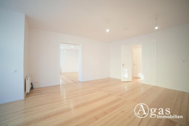 Eberswalde Großzügige 3-Zimmer-Altbauwohnung mit hohen Decken und einem hellen Wintergarten Wohnung mieten