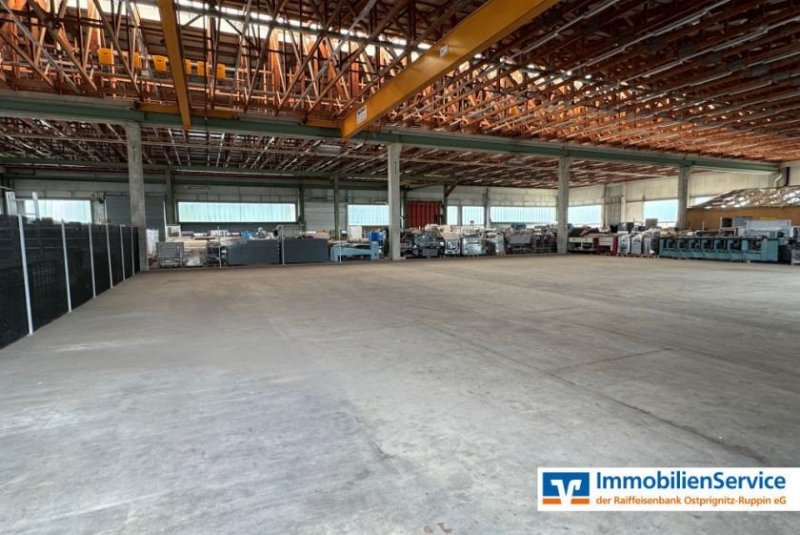 Neuruppin 640 m² Lagerfläche mit 2 Rolltoren & Top-Anbindung (A24) in Neuruppin-Treskow Gewerbe mieten