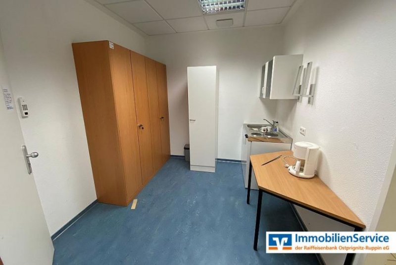 Neuruppin kleine Büroeinheit am Ärztehaus Heinrich-Rau-Straße Gewerbe mieten