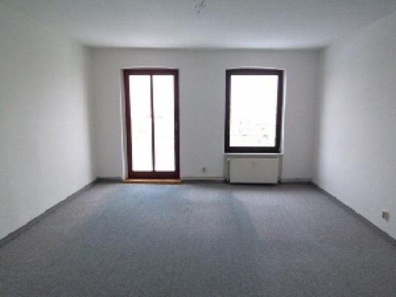 Schwerin Schwerin/Paulsstadt: großräumige und gut geschnittene 3-Zimmer-Wohnung Wohnung mieten