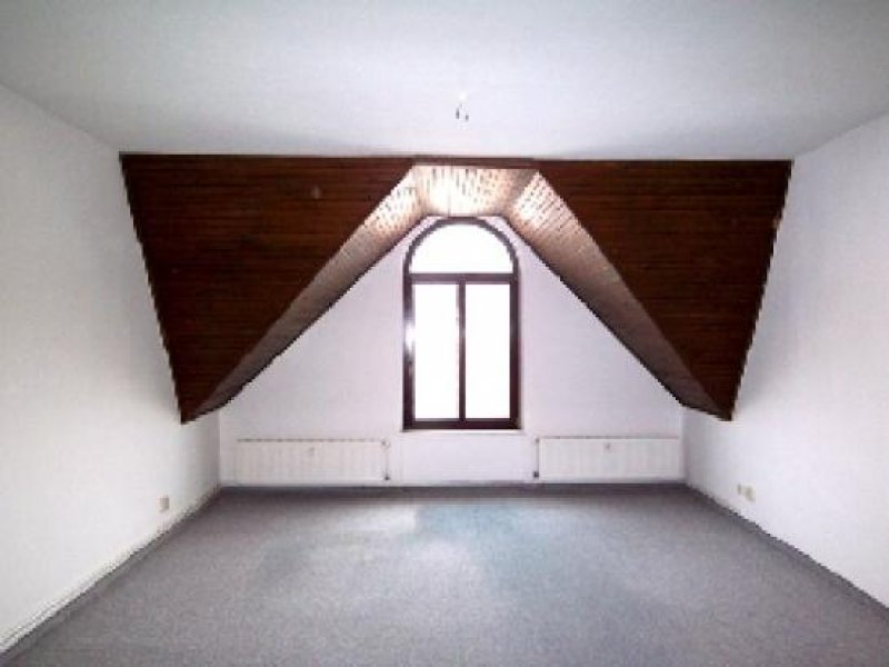 Schwerin Schwerin/Paulsstadt: großräumige und gut geschnittene 3-Zimmer-Wohnung Wohnung mieten