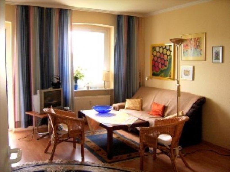 Schwerin Schwerin-City: möbliertes 1- Zimmer-Apartment mit Balkon langfrsitig zu vermieten Wohnung mieten