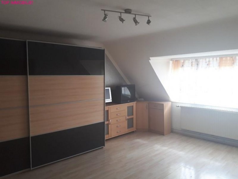 Bruck an der Leitha Freundliche Dachgeschosswohnung mit Balkon! Wohnung mieten