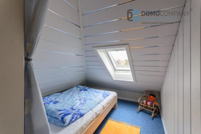 Oldenburg Eversten, modern möbliertes Zimmer mit Schlafnische. Wohnung mieten