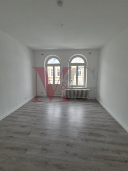 Wilhelmshaven 3 - Zimmer Wohnung mit 2 Balkonen und Einbauküche Wohnung mieten