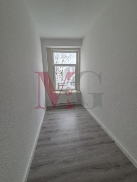 Wilhelmshaven 3 - Zimmer Wohnung mit 2 Balkonen und Einbauküche Wohnung mieten