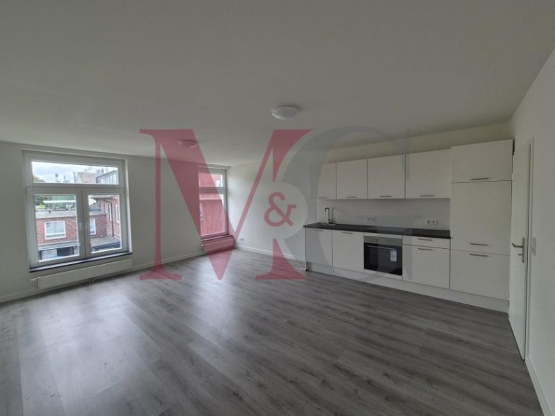 Wilhelmshaven Exklusives Wohnen im historischen Schulgebäude - 2-Zimmer-Wohnung mit Stil und Geschichte Wohnung mieten