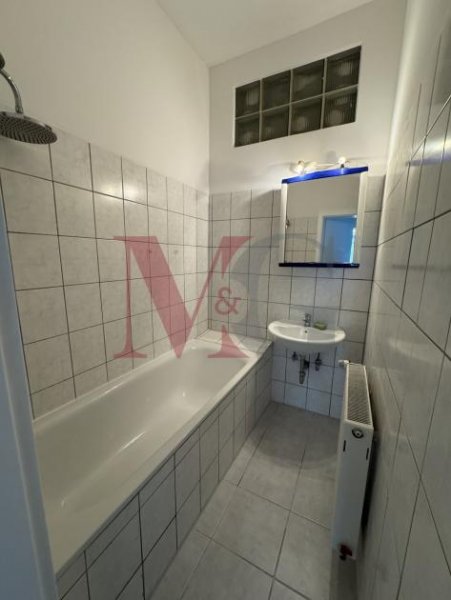 Wilhelmshaven Gemütliche 3 - Zimmer Wohnung mit Wannenbad Wohnung mieten