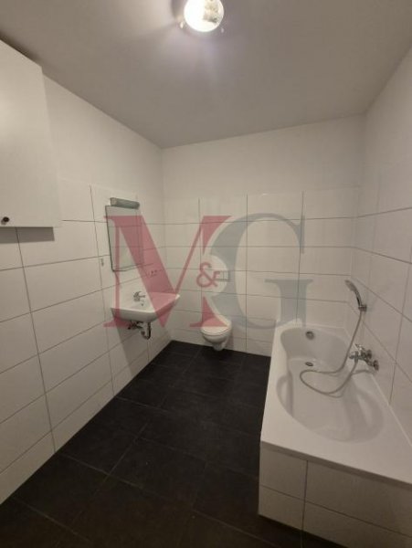 Wilhelmshaven Großzügige 4-Zimmer-Wohnung mit außergewöhnlichem Grundriss und Altbaucharme Wohnung mieten