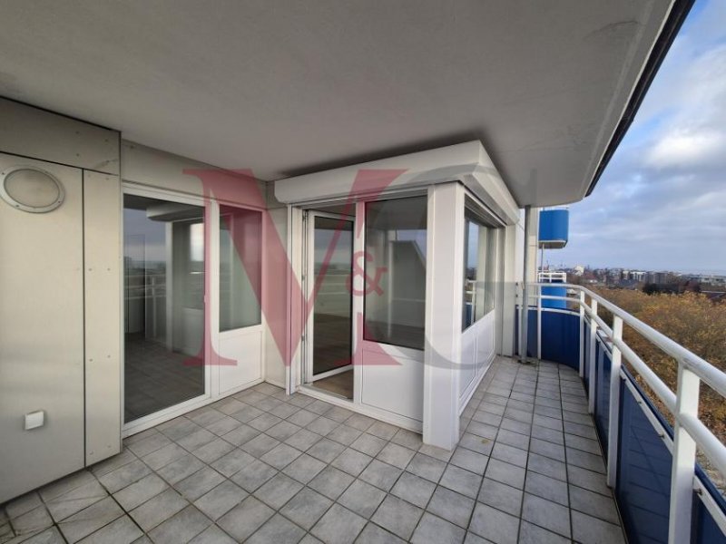 Wilhelmshaven Sanierte 3 - Zimmer Wohnung mit Blick auf das Meer Wohnung mieten