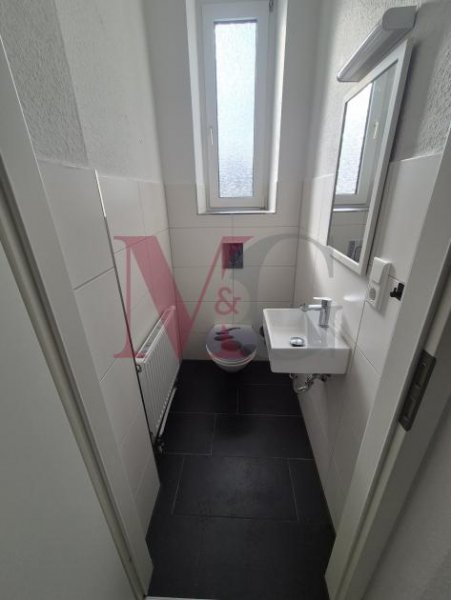 Wilhelmshaven 2 - Zimmer Wohnung mit Balkon in Heppens Wohnung mieten
