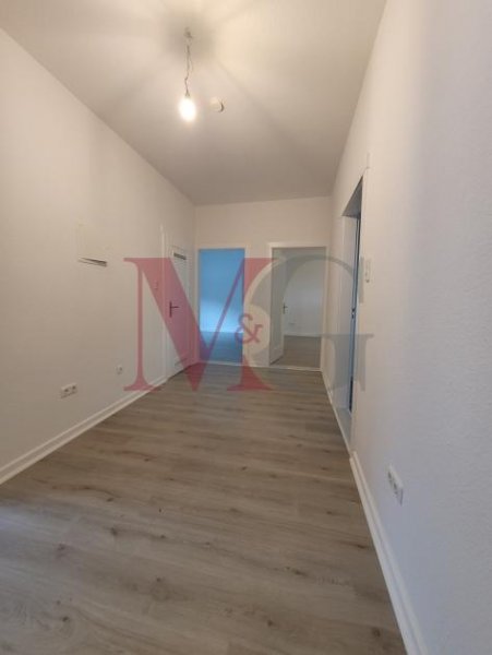 Wilhelmshaven ANFRAGESTOP! Renovierte 4 - Zimmer Wohnung im Villenviertel Wohnung mieten