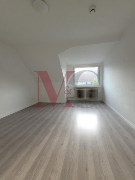Wilhelmshaven Gemütliche 3 - Zimmer Dachgeschosswohnung in Heppens Wohnung mieten