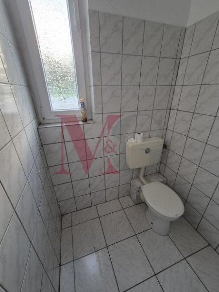 Wilhelmshaven Lichtdurchflutete Gewerbehalle mit Büro Gewerbe mieten