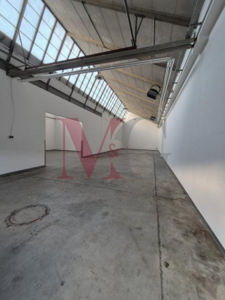 Wilhelmshaven Lichtdurchflutete Gewerbehalle mit Büro Gewerbe mieten