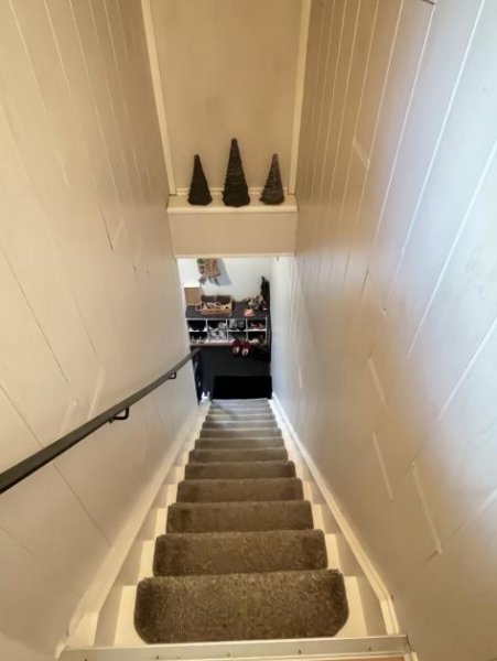 Wittmund Dachgeschosswohnung mit EBK und PKW-Stellplatz in Feldrandlage! Wohnung mieten