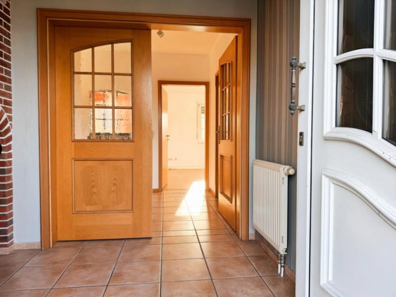 Barßel Erdgeschosswohnung mit Garten & neuer Küche – ab sofort bezugsfrei! Wohnung mieten