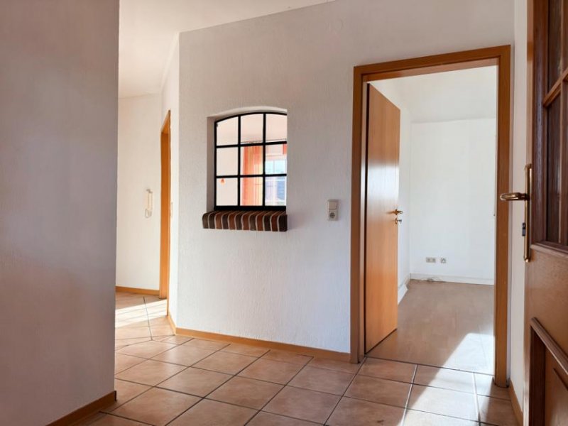 Barßel Erdgeschosswohnung mit Garten & neuer Küche – ab sofort bezugsfrei! Wohnung mieten