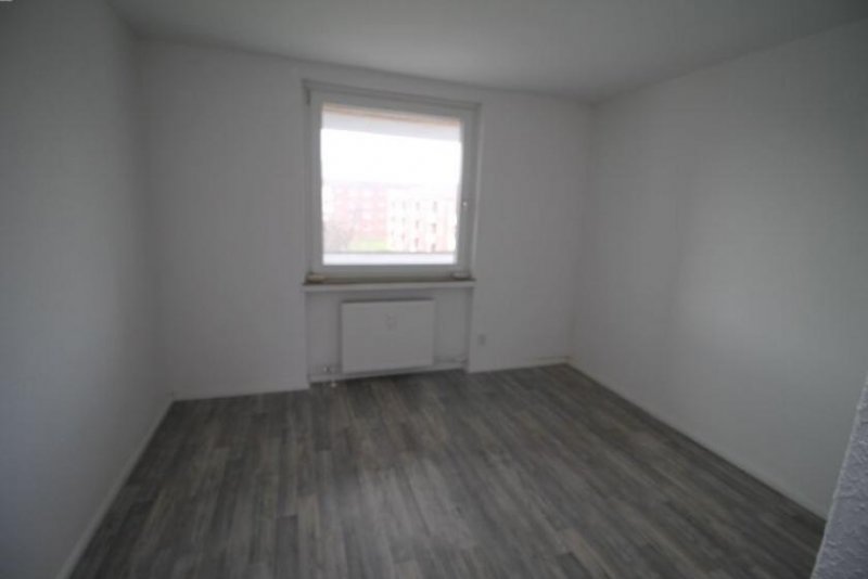 Emden Barenburg: 3 Zimmer Wohnung mit Balkon Wohnung mieten