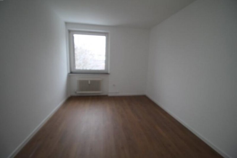 Emden Emden - Barenburg: Entspannte Lebensqualität in moderner 3-Zimmer-Wohnung mit Balkon! Wohnung mieten