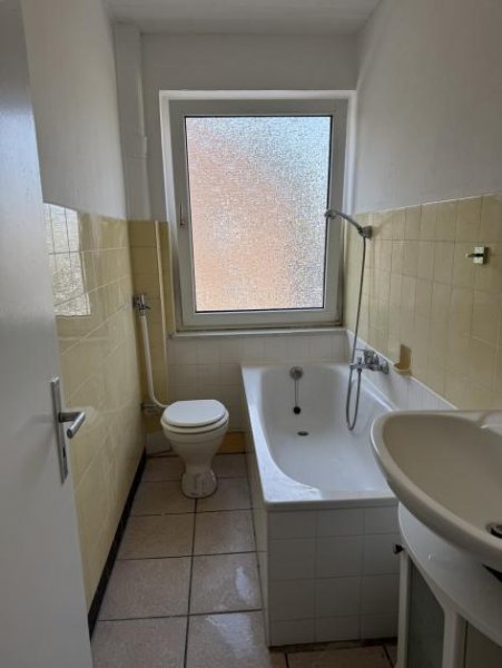Emden Gemütliche 2 Zimmer Wohnung mit Balkon Wohnung mieten