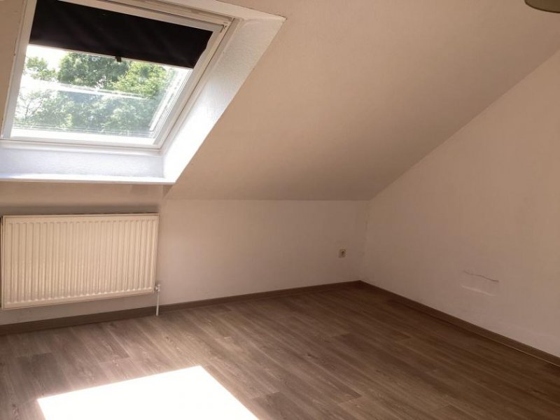 Krummhörn zwischen Emden und Pewsum! Schöne 3-Zimmer-Wohnung in ländlicher Umgebung zu vermieten! Wohnung mieten