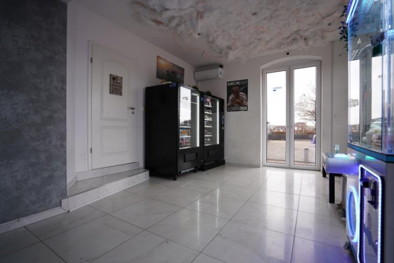 Ostrhauderfehn Kompakte Gewerbefläche mit Büro-/Verkaufsbereich in TOP LAGE von Ostrhauderfehn Gewerbe mieten