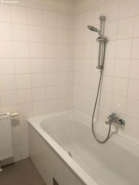 Wiener Neustadt PROVISIONSFREI - 4 Zimmer + große Terrasse Wohnung mieten