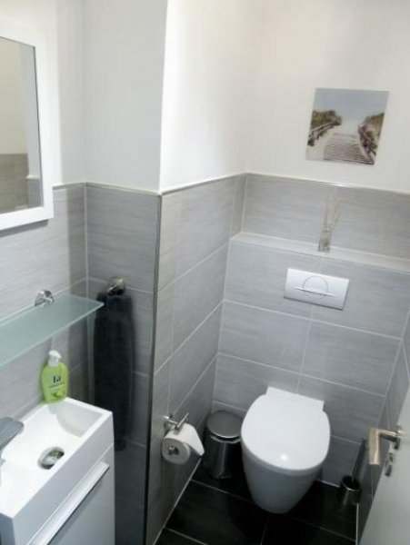 Cuxhaven Strandnahe TRAUMWOHNUNG NO. 2 modern und voll ausgestattet für max. 4 Personen 2016 komplett saniert Wohnung mieten