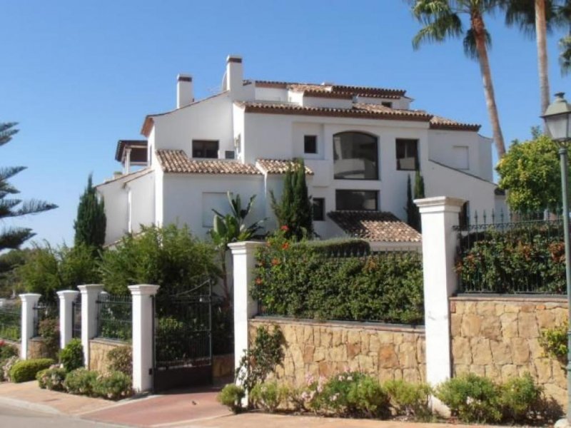 Marbella Dachgeschoss Appartement zum miete in Marbella (Malaga) Golden Mile Wohnung mieten