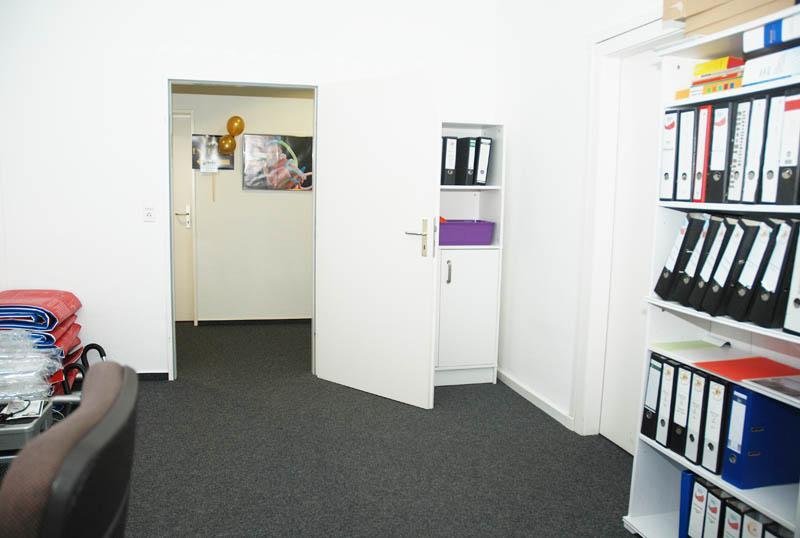 Hannover Toll gelegenes Büro in netter Bürogemeinschaft ab sofort zu vermieten Gewerbe mieten