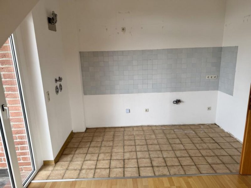 Hagenburg Charmante 2 Zimmer Wohnung 1.OG mit Balkon Wohnung mieten