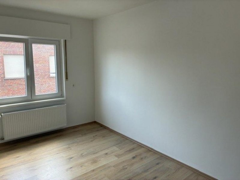 Hagenburg Gemütlich wohnen unterm Dach - 3 Zi. mit Balkon Wohnung mieten