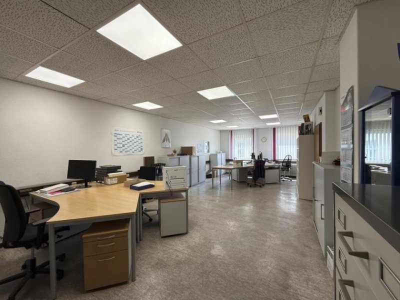 Hameln Auch teilbar - Lager- und Produktionsflächen sowie Büros Gewerbe mieten