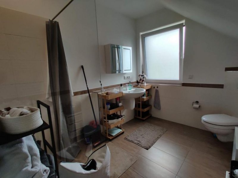 Enger Moderne 3-Zimmer-Wohnung mit Loggia und Carportstellplatz 
in Enger - Pödinghausen Wohnung mieten