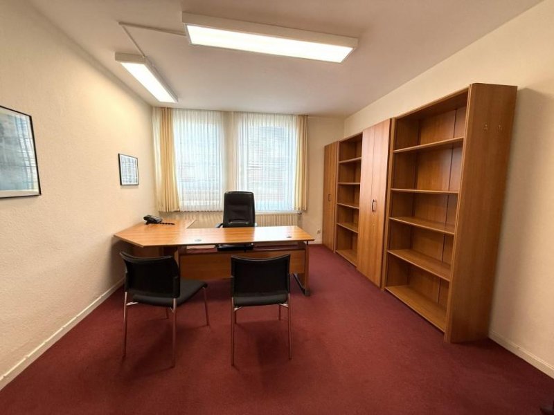 Barntrup Repräsentative Bürofläche in gut frequentierter Lage in Barntrup - ideal für Büro, Kanzlei oder Dienstleistung Gewerbe