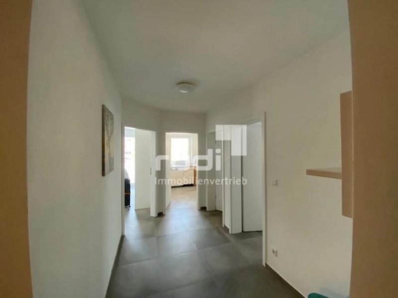 Paderborn PADERBORN: Zur Miete: WG-Wohnung mit Balkon in unmittelbarer Uni-Nähe! Wohnung mieten