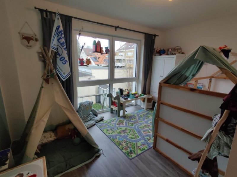 Bielefeld Moderne 4-Zimmer-Wohnung mit Carport in Bielefeld-Schildesche Wohnung mieten