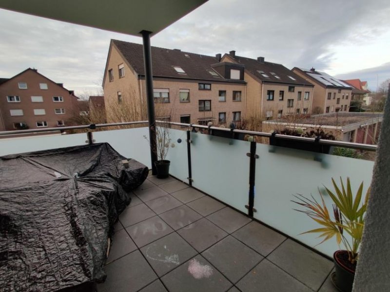 Bielefeld Moderne 4-Zimmer-Wohnung mit Carport in Bielefeld-Schildesche Wohnung mieten