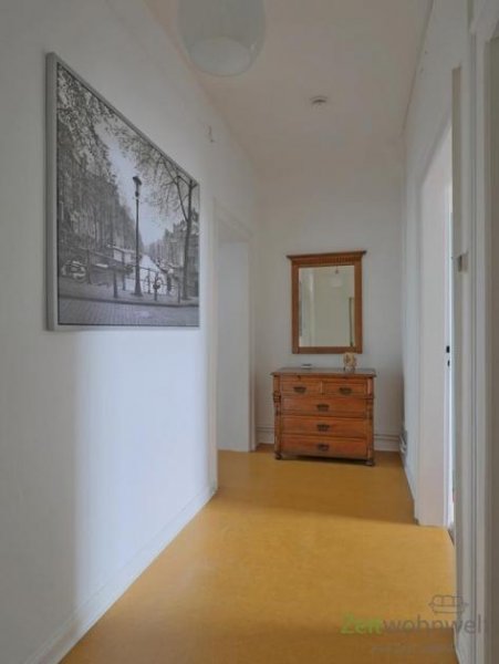 Kassel (EF1041_M) Kassel-Stadt: West, Bezug in neu möblierte City-Wohnung mit historischen Möbeln, WLAN inklusive Wohnung mieten