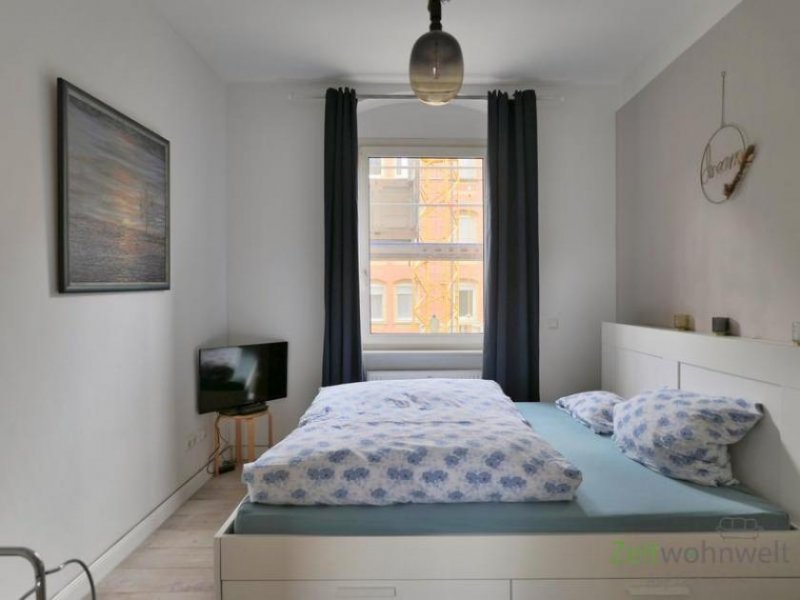 Kassel (EF1334_M) Kassel-Stadt: Süd, möblierte Altbauwohnung mit 2 Balkons nahe der der Innenstadt, Grundreinigung inkl. Wohnung