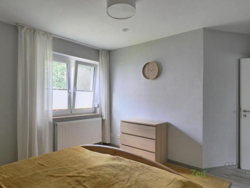 Kassel (EF1402_M) Kassel-Stadt: Wehlheiden, möblierte 2,5-Zimmer-Wohnung mit Balkon in ruhiger Nebenstraße Wohnung mieten