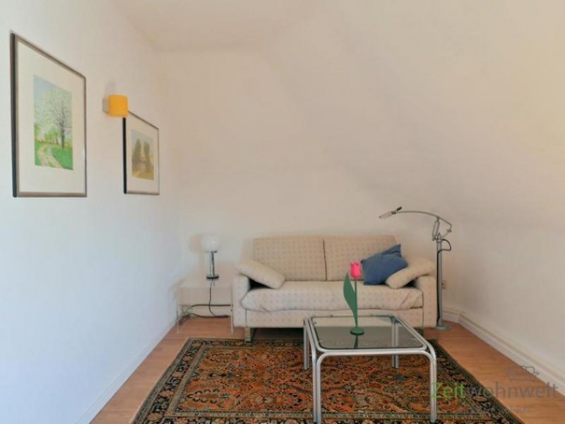 Kassel (EF1225_M) Kassel-Stadt: Fasanenhof, preiswerte möblierte Dachwohnung in einem ruhigen Haus mit Garten Wohnung mieten