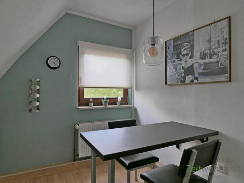 Kassel (EF1063_M) Kassel-Stadt: Kirchditmold, preiswerte möblierte Dachgeschosswohnung mit Balkon in ruhiger Randlage Wohnung mieten