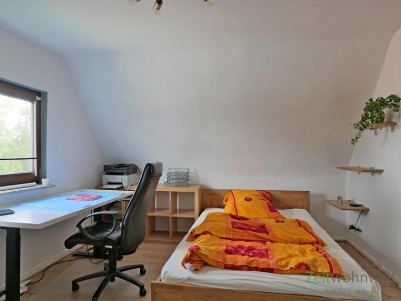 Kassel (EF1063_M) Kassel-Stadt: Kirchditmold, preiswerte möblierte Dachgeschosswohnung mit Balkon in ruhiger Randlage Wohnung mieten